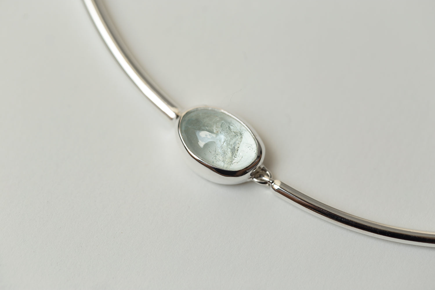 OVAL AQUAMARINE NECKLACE - MIRTA jewelry