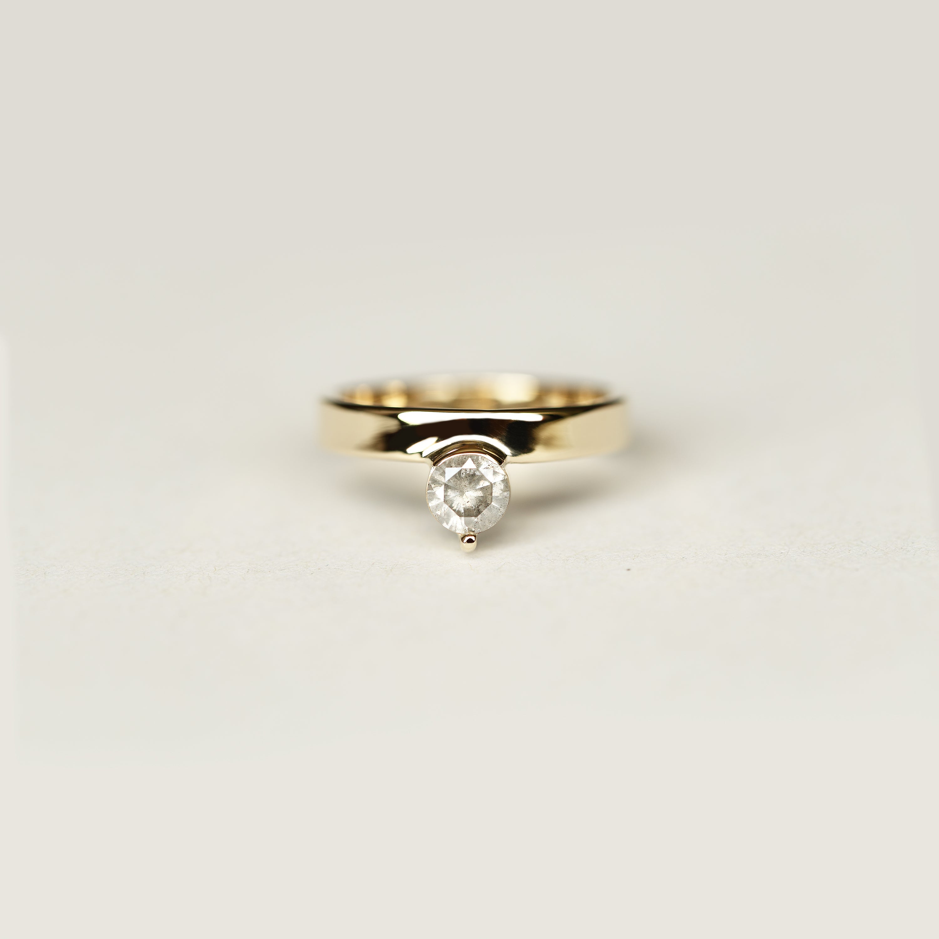 GREY DIAMOND RING - MIRTA jewelry