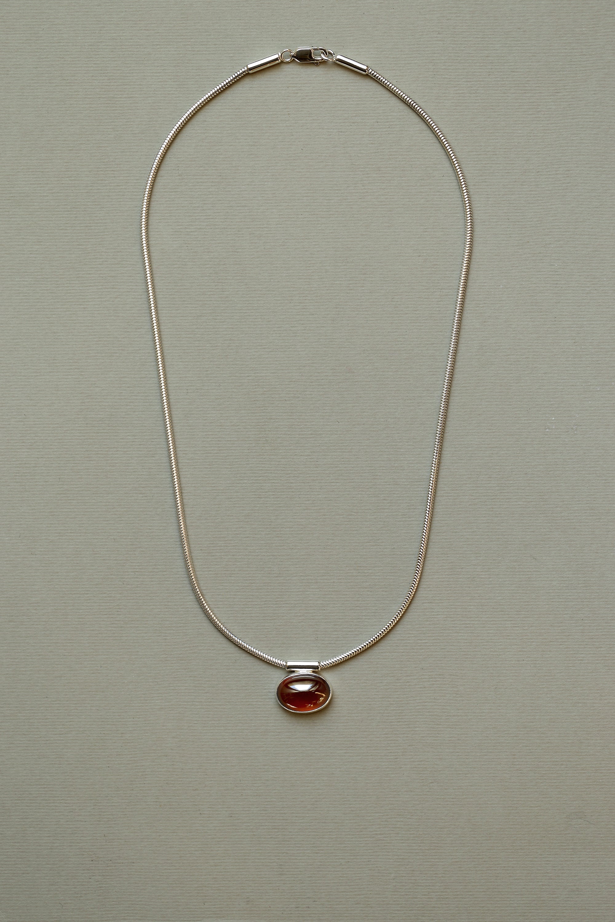 OVAL GARNET NECKLACE - MIRTA jewelry