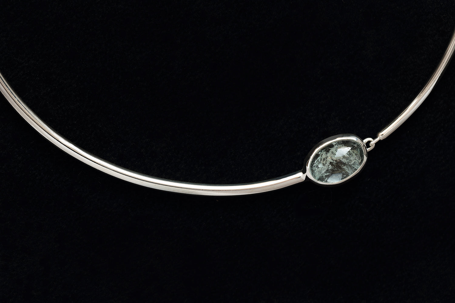 OVAL AQUAMARINE NECKLACE - MIRTA jewelry