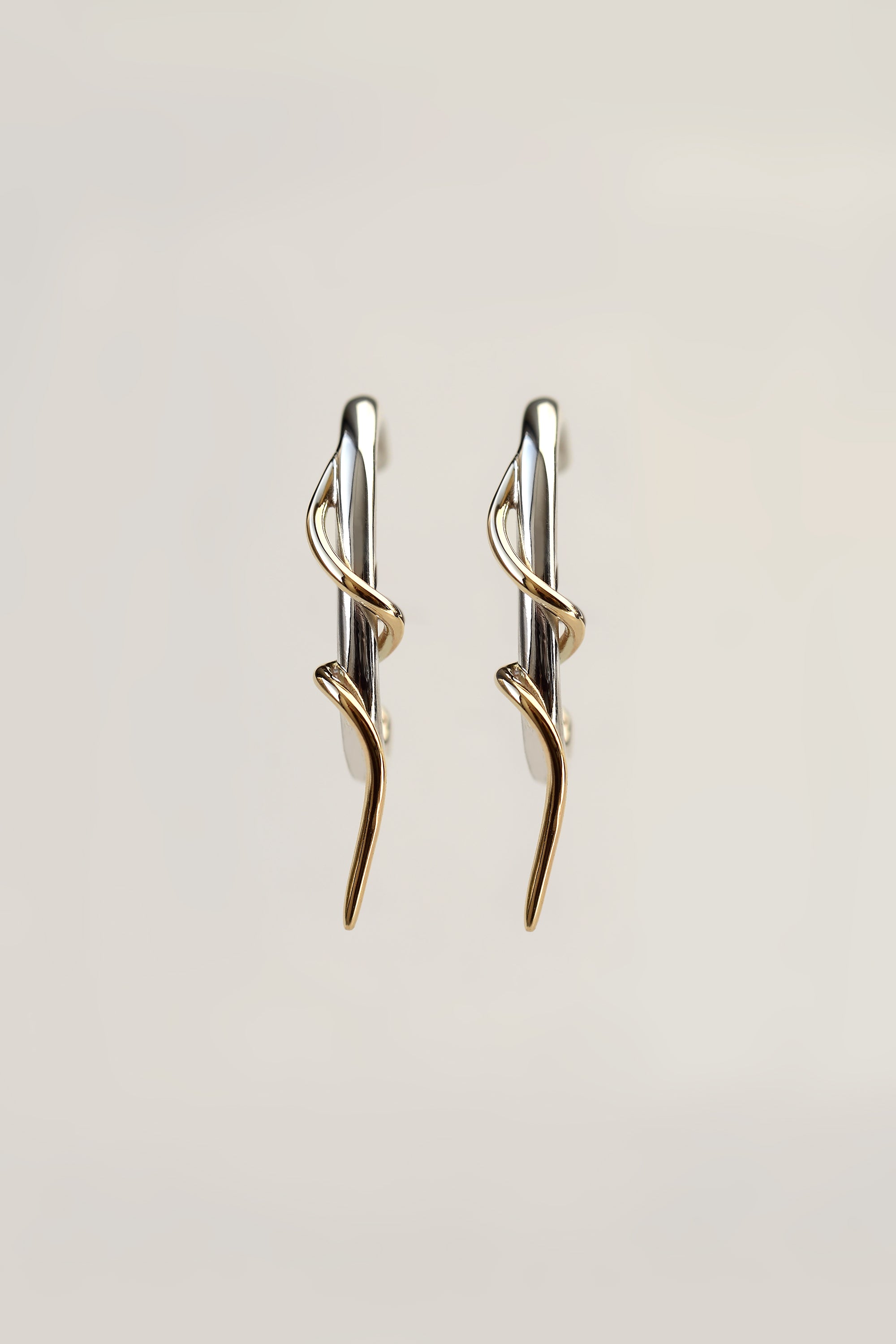 VINE HUG EARRING - MIRTA jewelry