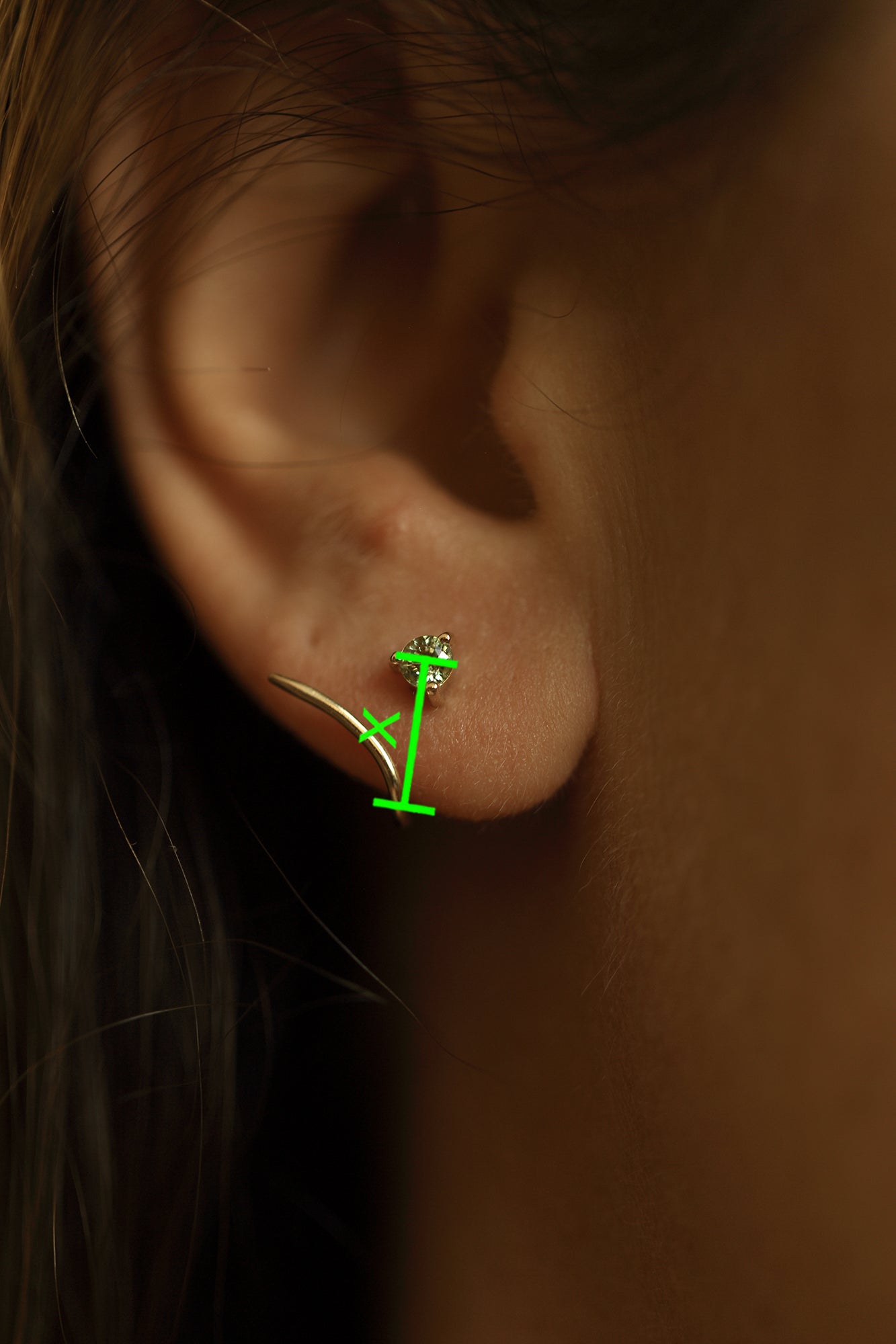 VINE HUG GREEN SAPPHIRE EARRING - MIRTA jewelry
