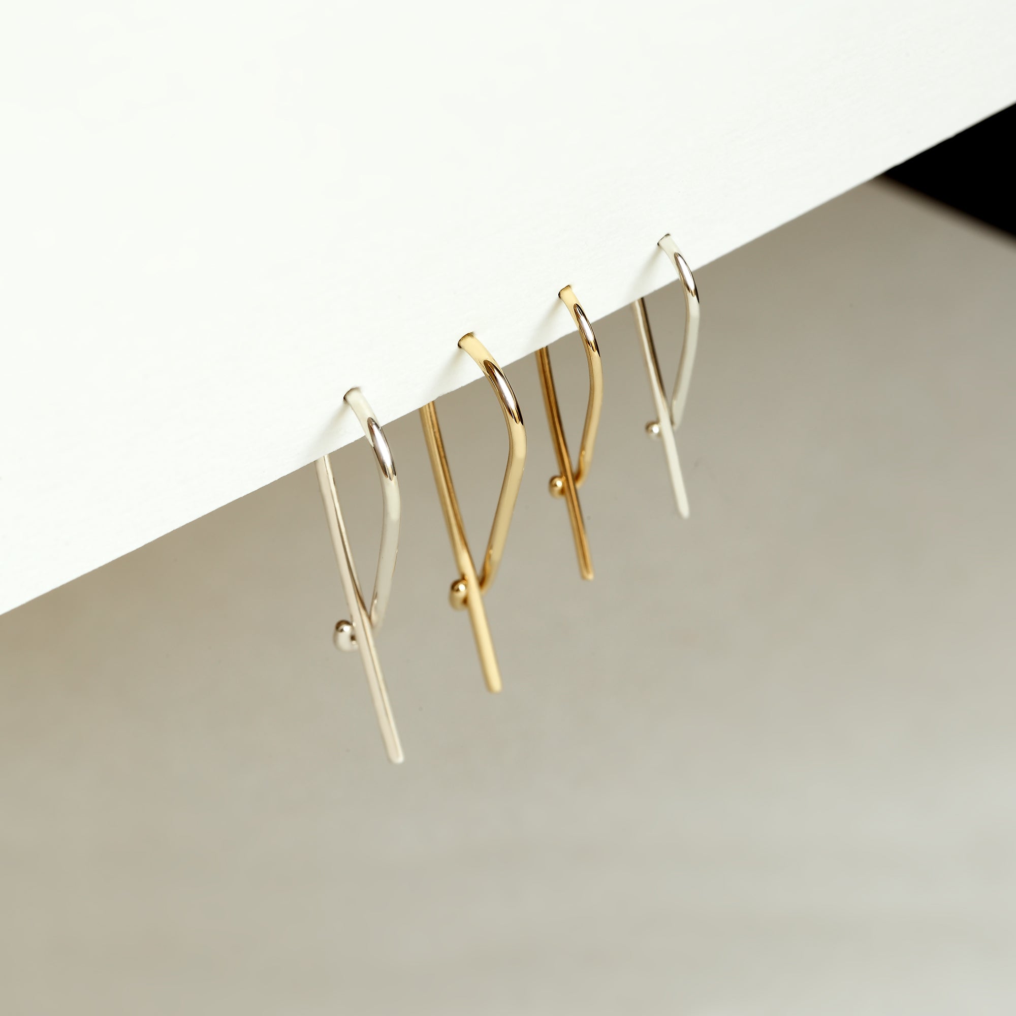 SMALL SAFETY PIN GOLD EARRING - MIRTA jewelry