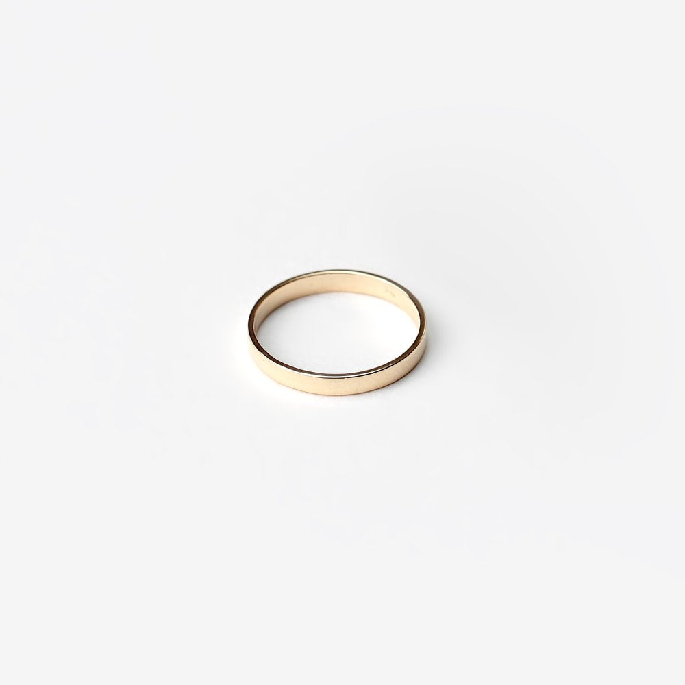 ESSENTIAL GOLD FLAT BAND RING - MIRTA jewelry