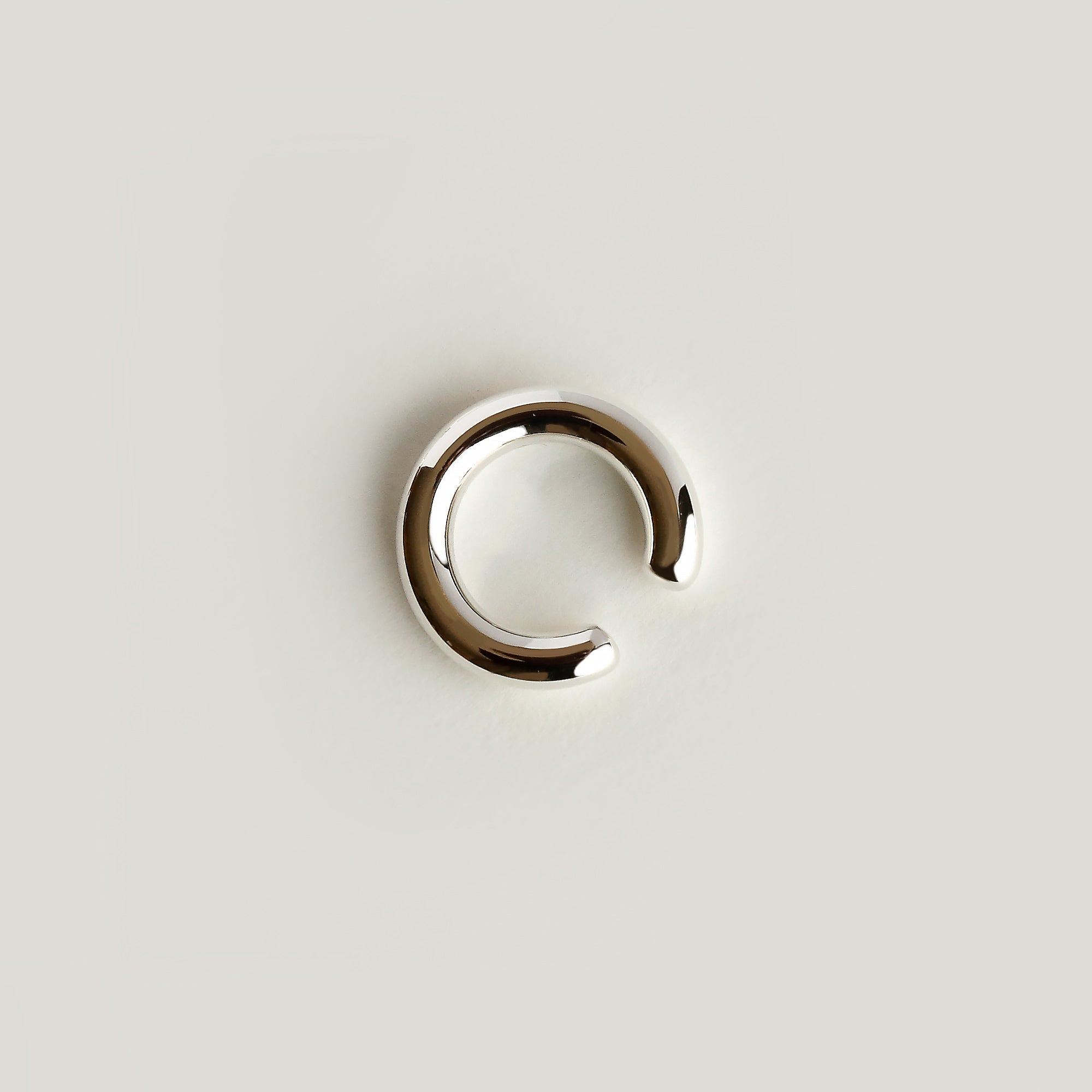 SMALL HUG EAR CUFF - MIRTA jewelry