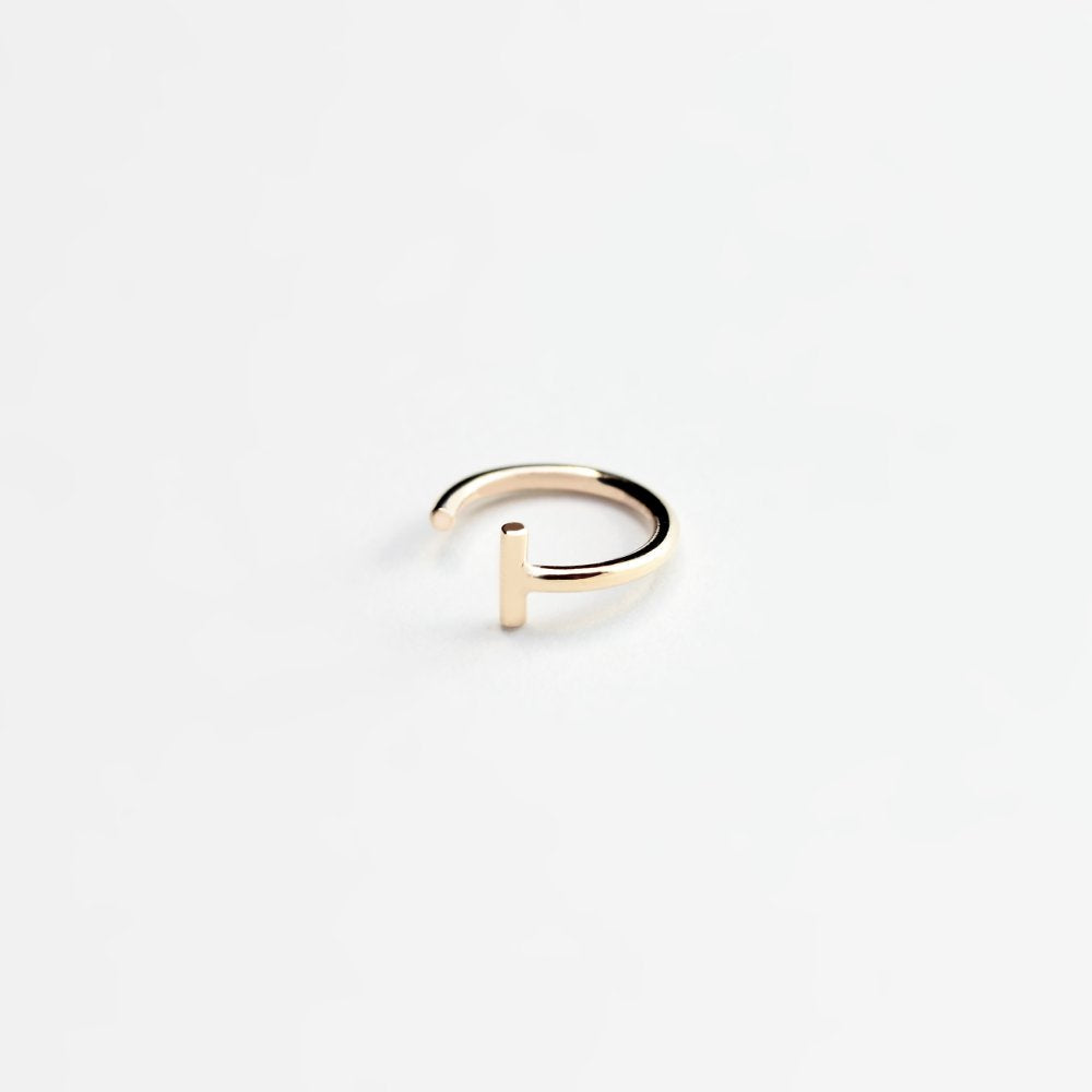 ESSENTIAL DASH GOLD HOOP EARRING - MIRTA jewelry