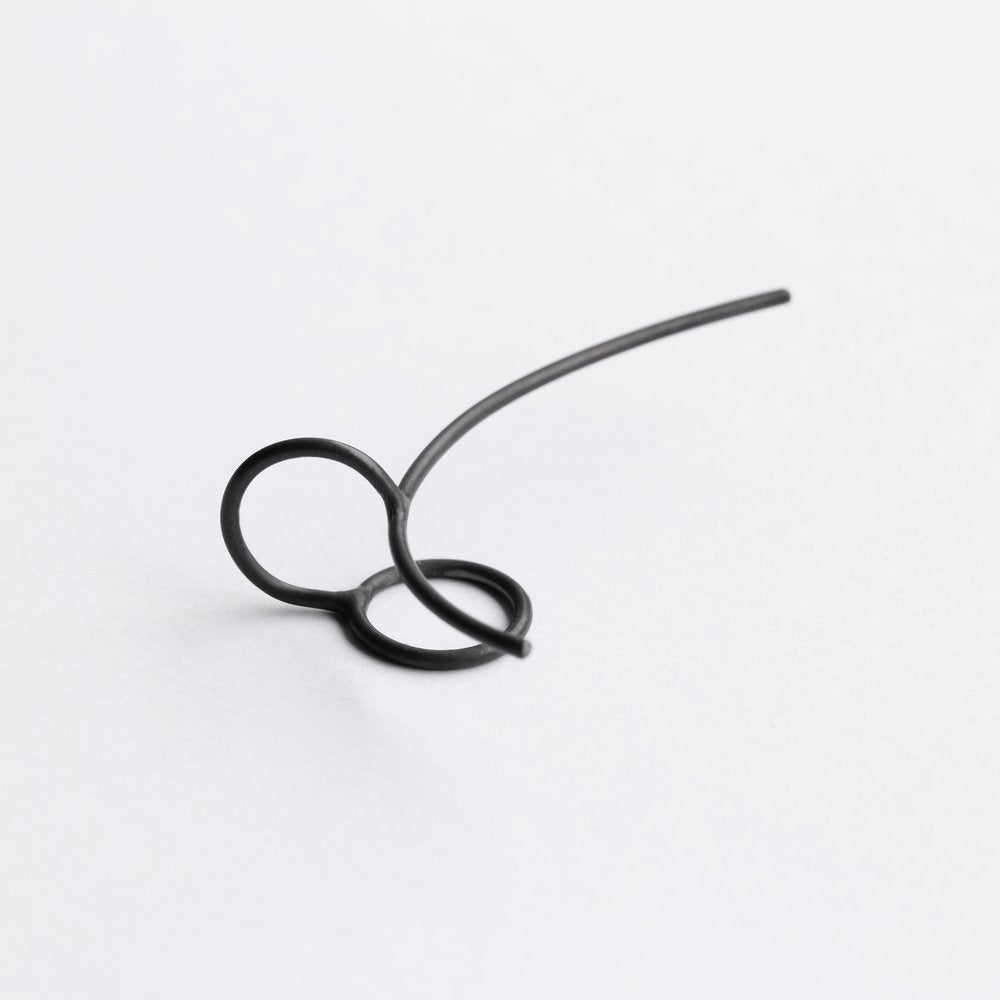 CIRCLE & LONG LINE OXIDIZED EAR CUFF - MIRTA jewelry