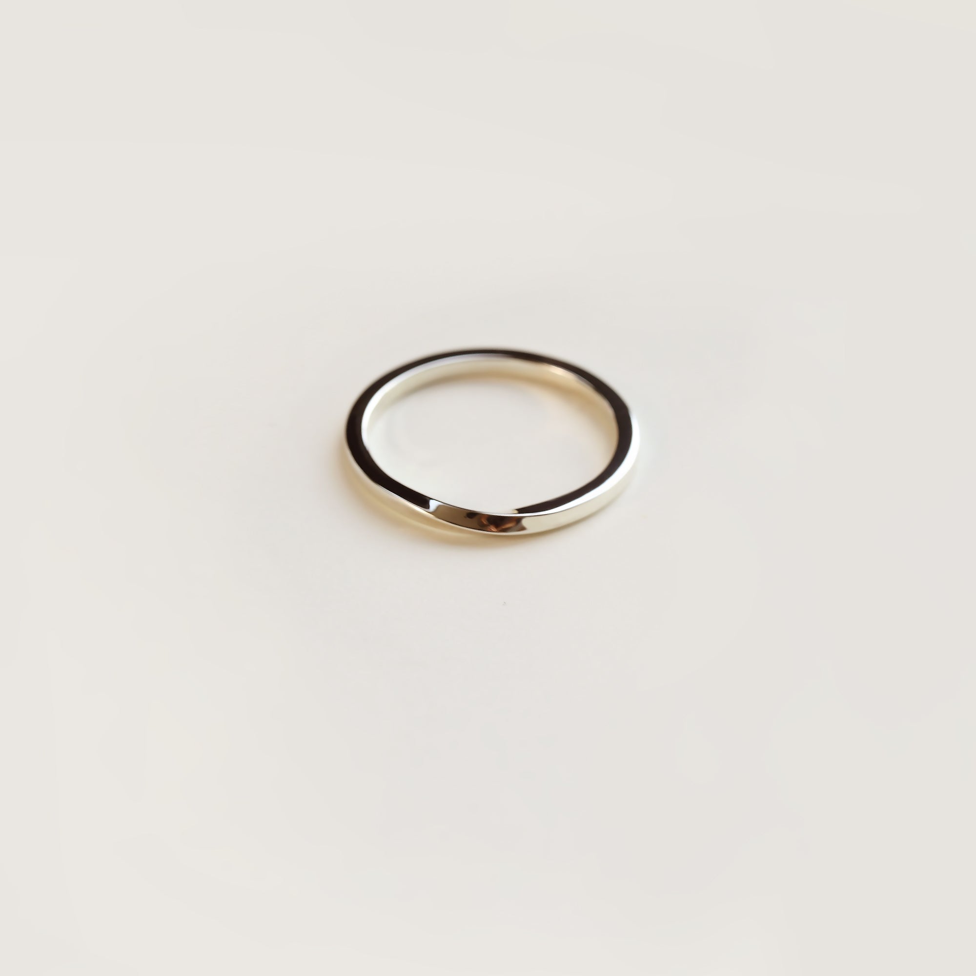 SMALL TORSION RING - MIRTA jewelry