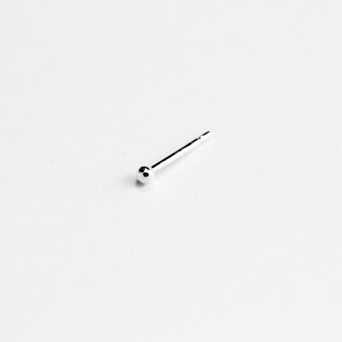 ESSENTIAL DOT SILVER STUD EARRING