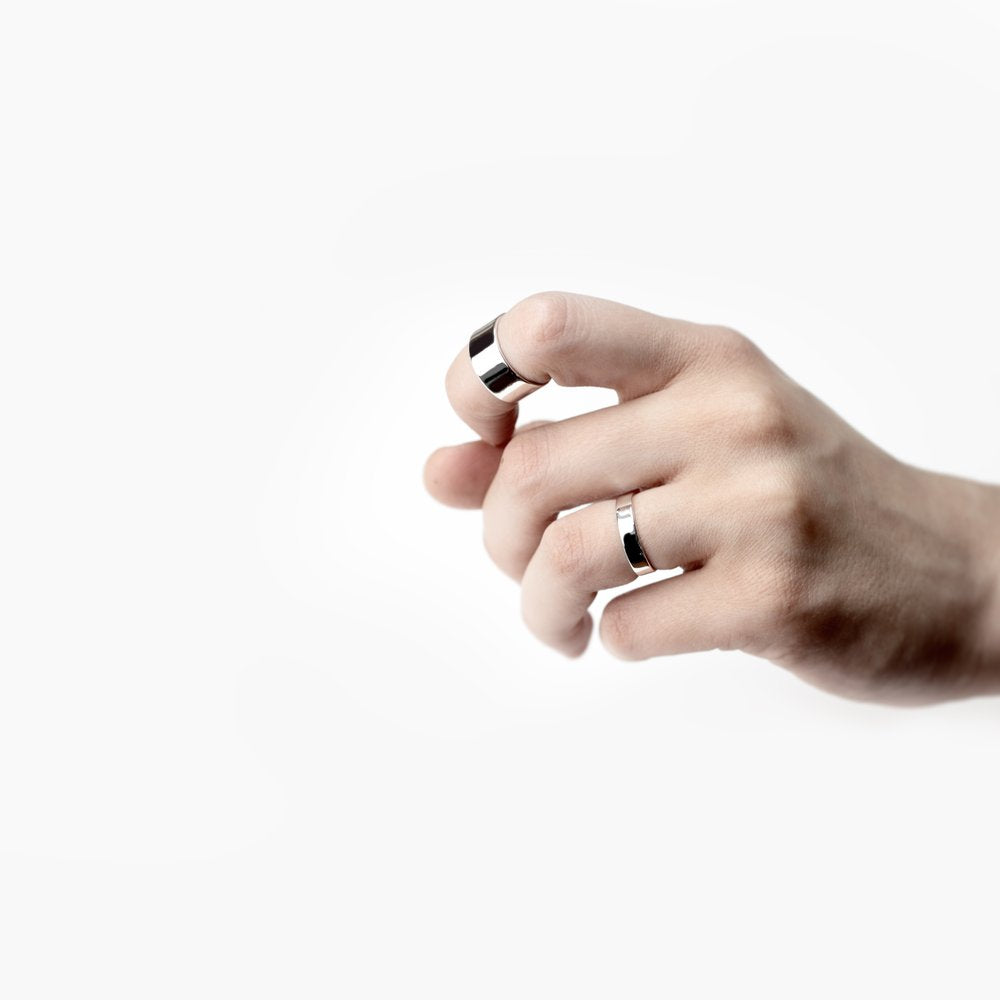 ESSENTIAL SILVER FLAT BAND RING - MIRTA jewelry