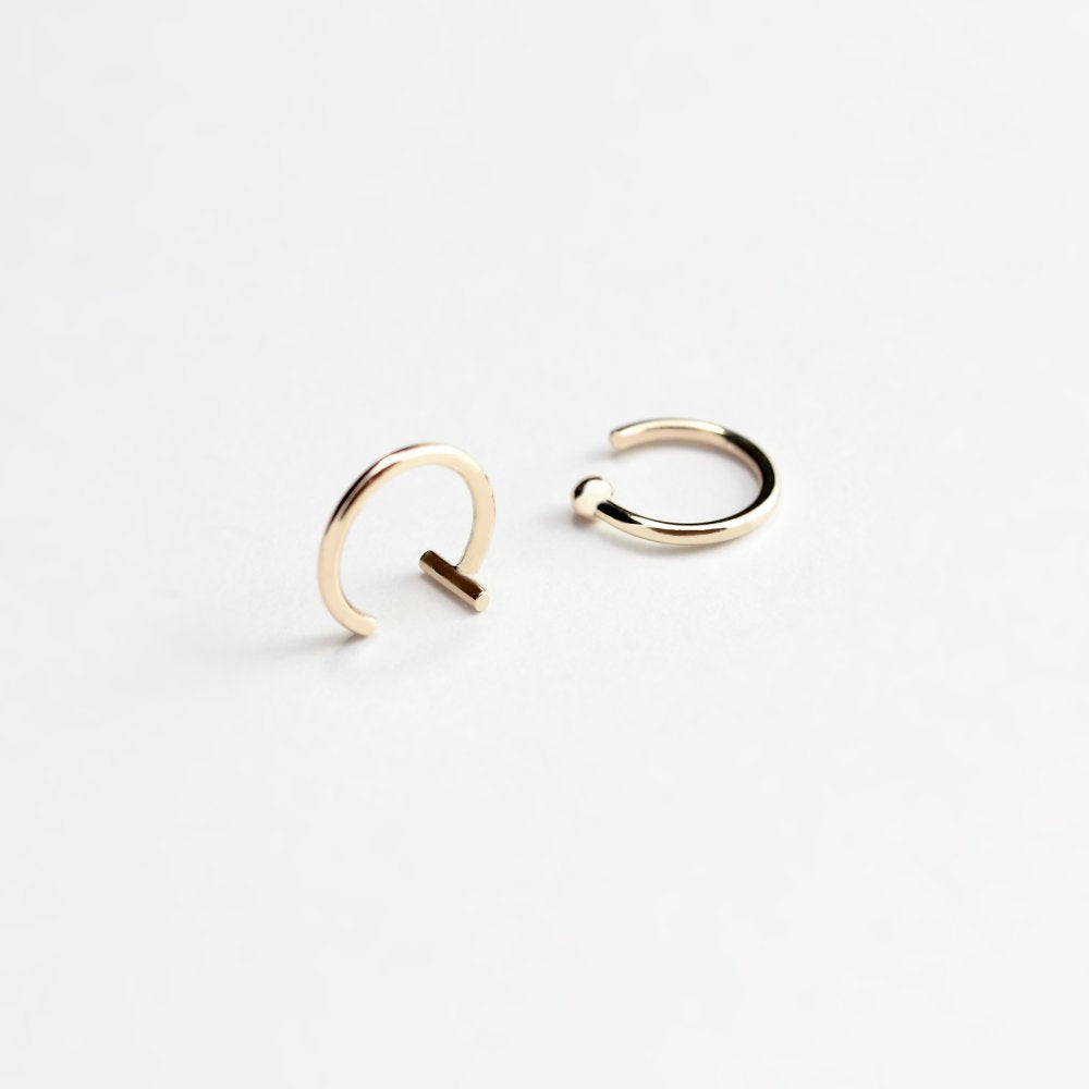 ESSENTIAL DOT GOLD HOOP EARRING - MIRTA jewelry