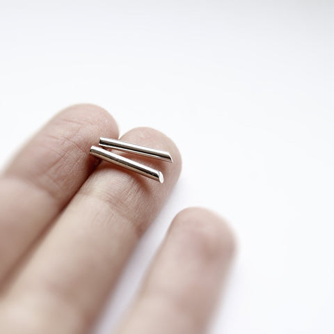 LINE EARRINGS