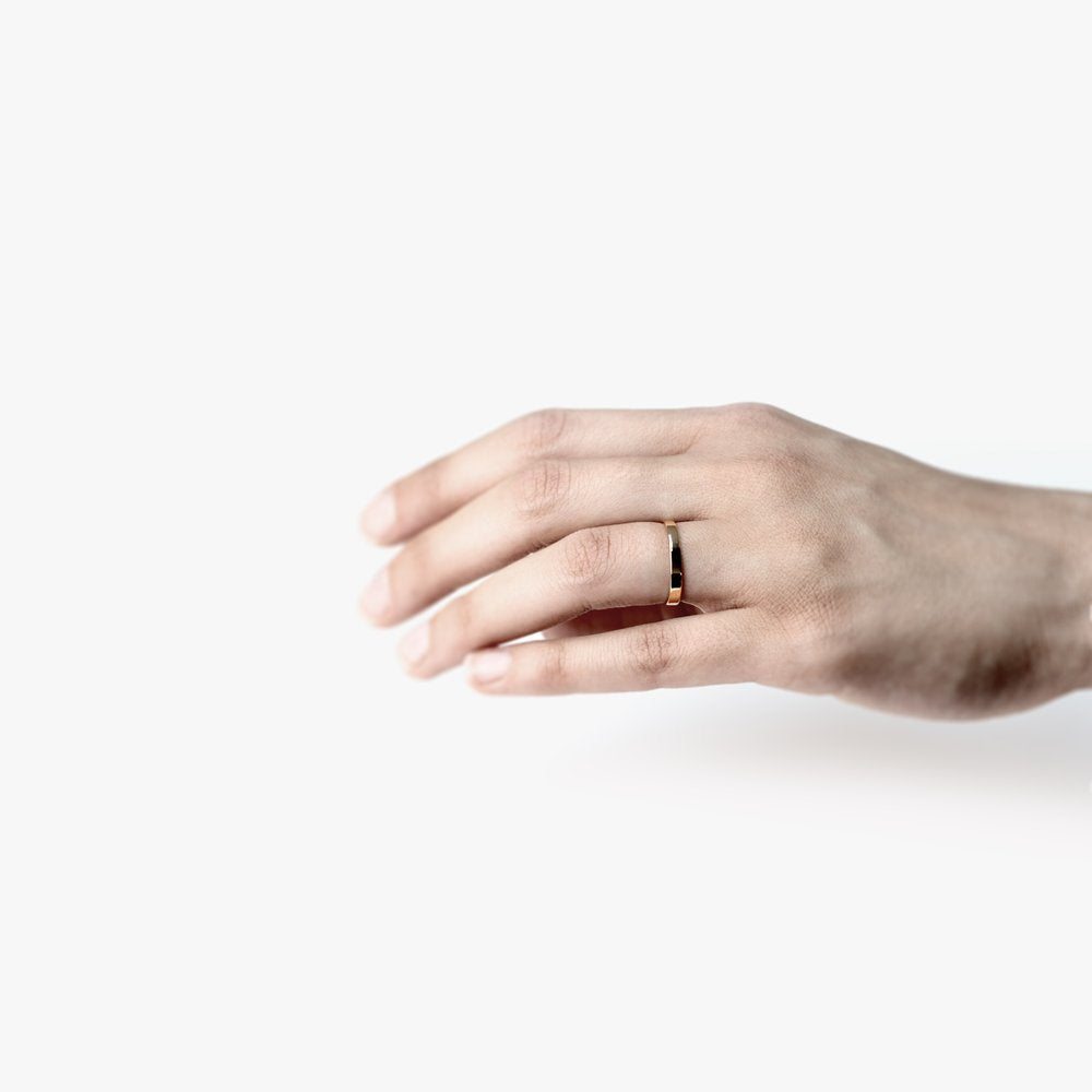 ESSENTIAL GOLD FLAT BAND RING - MIRTA jewelry