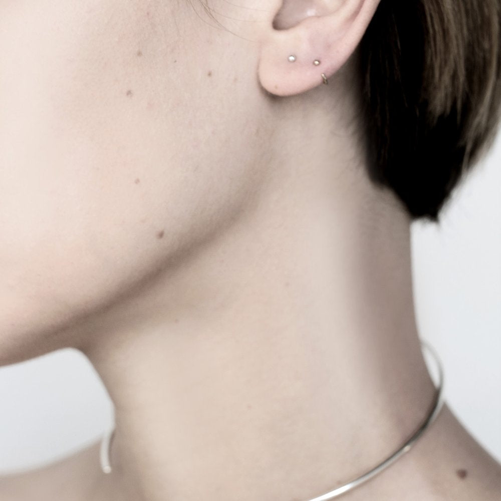 ESSENTIAL DOT SILVER STUD EARRING - MIRTA jewelry
