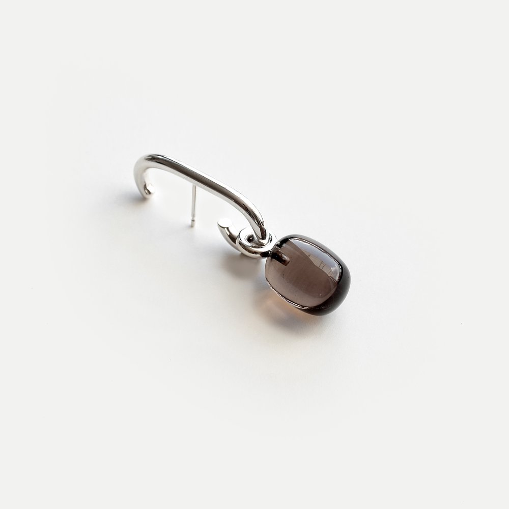 SMOKY QUARTZ HUG EARRING - MIRTA jewelry