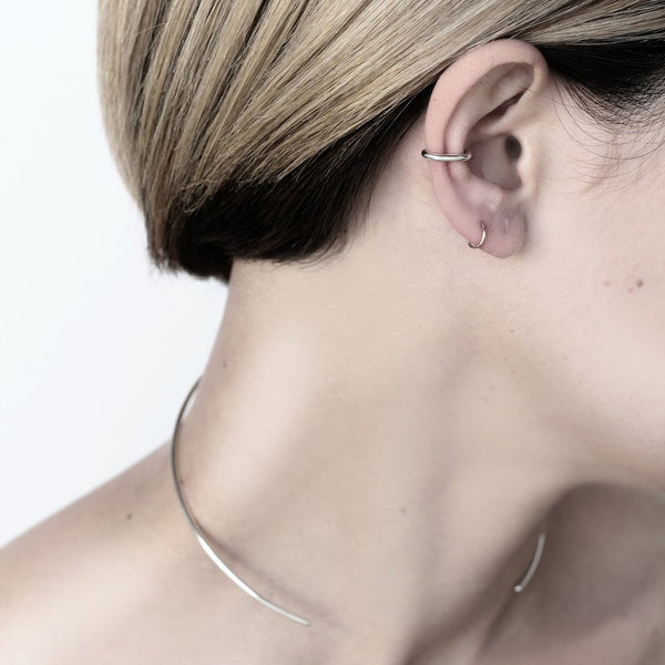 ESSENTIAL DOT GOLD HOOP EARRING - MIRTA jewelry