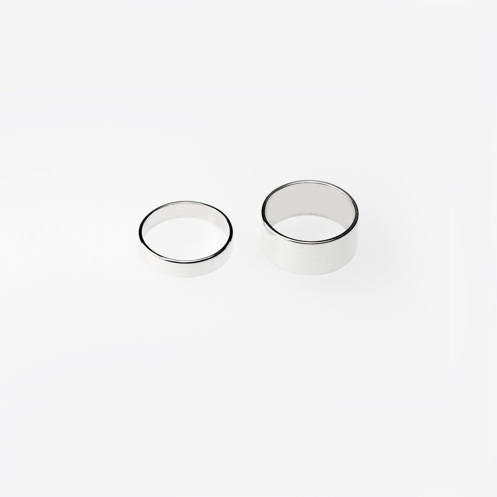 ESSENTIAL SILVER FLAT BAND RING - MIRTA jewelry