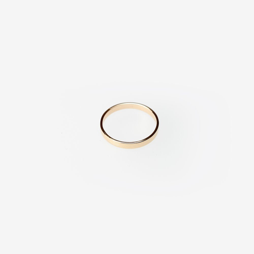 ESSENTIAL GOLD FLAT BAND RING - MIRTA jewelry