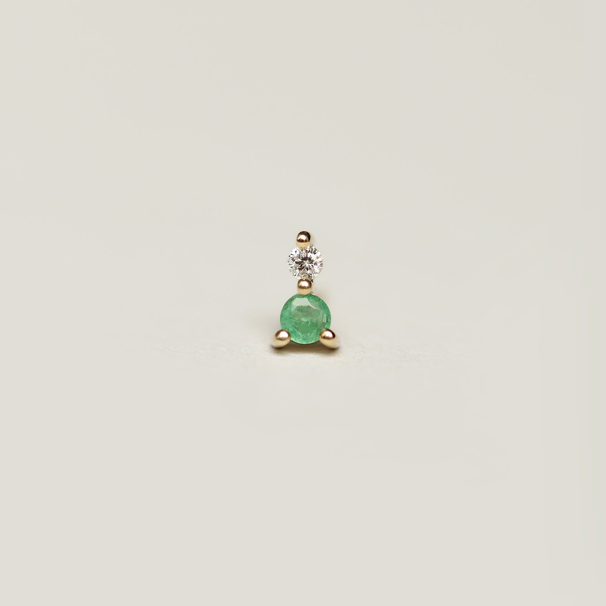 EMERALD AND DIAMOND STUD - MIRTA jewelry