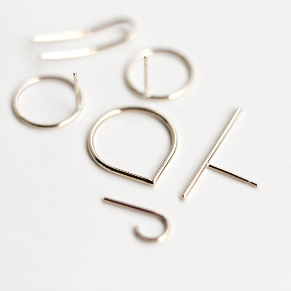 GOLD THIN LINE EARRING - MIRTA jewelry