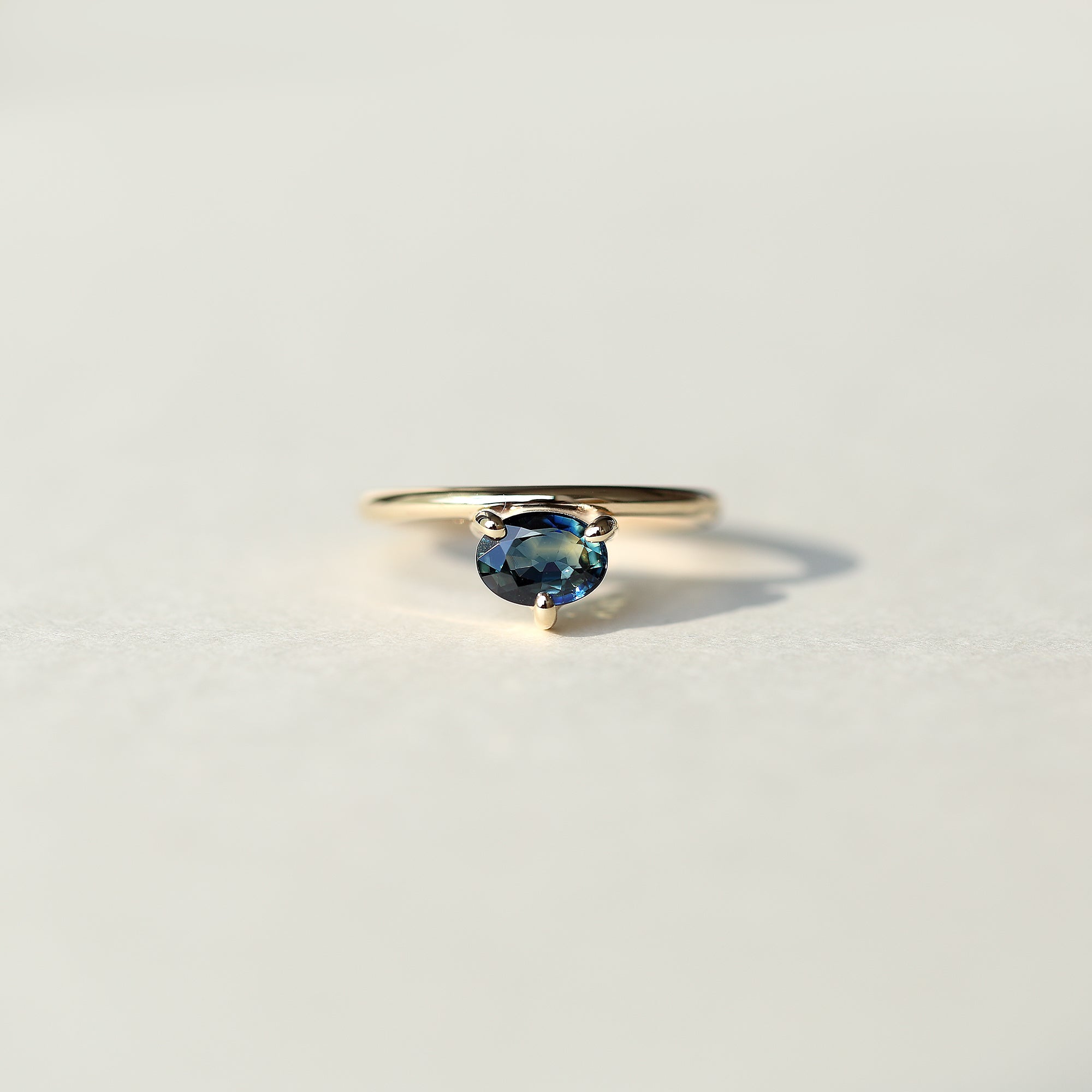 BICOLOR SAPPHIRE BOLD RING - MIRTA jewelry