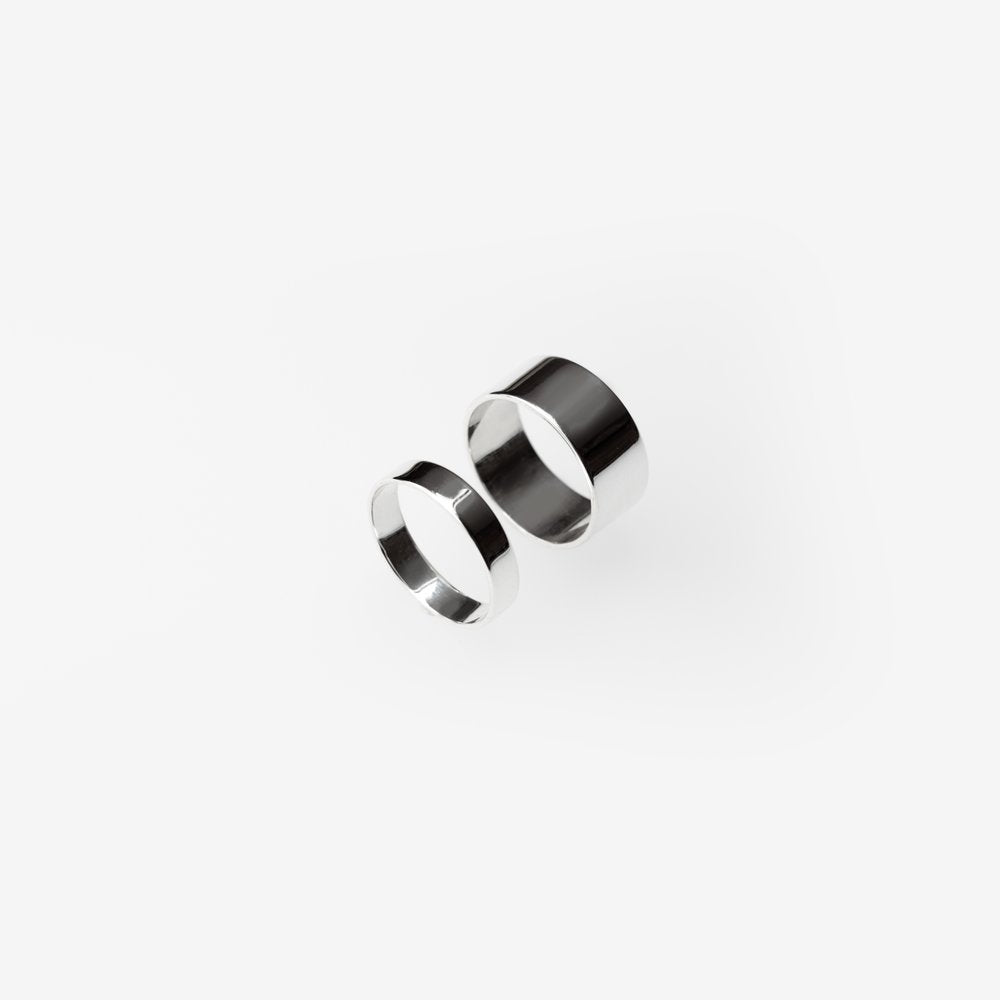 ESSENTIAL SILVER FLAT BAND RING - MIRTA jewelry
