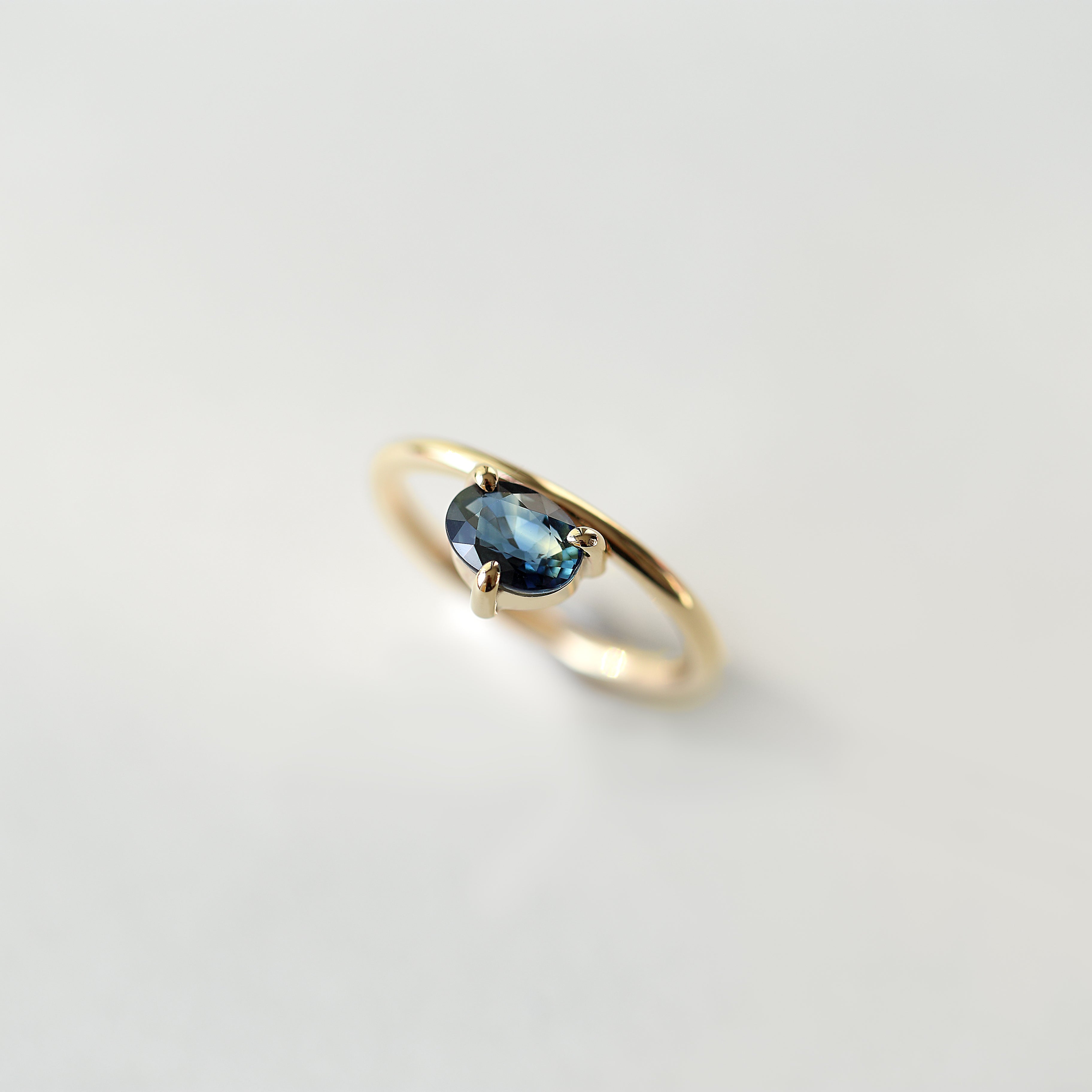 BICOLOR SAPPHIRE BOLD RING - MIRTA jewelry