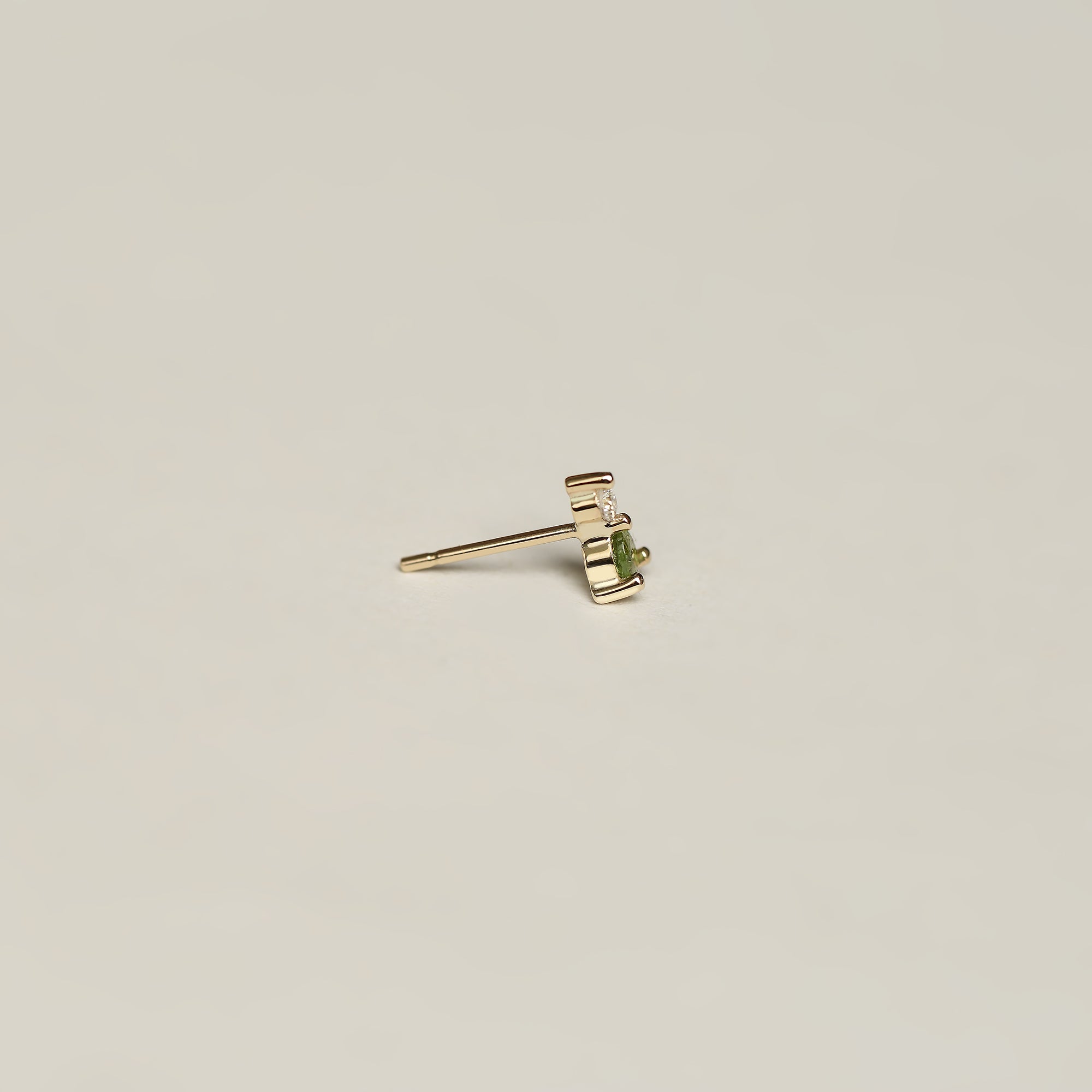 GREEN TOURMALINE AND DIAMOND STUD - MIRTA jewelry