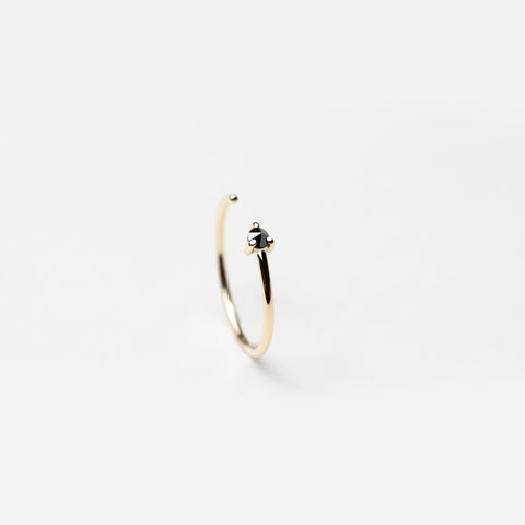 REVERSE BLACK DIAMOND GOLD RING