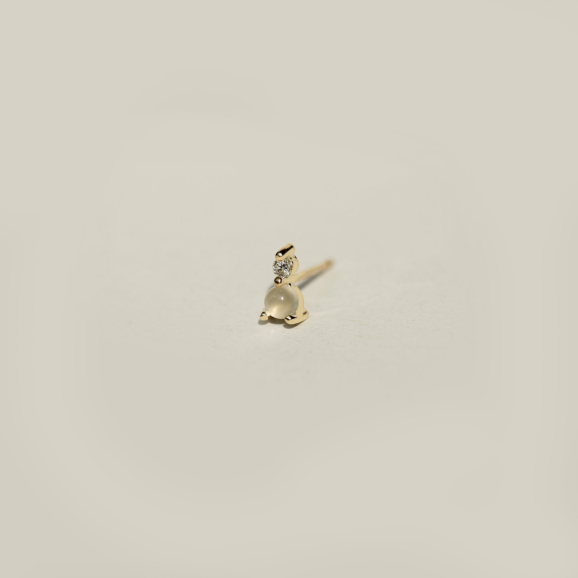 MOONSTONE AND DIAMOND STUD - MIRTA jewelry