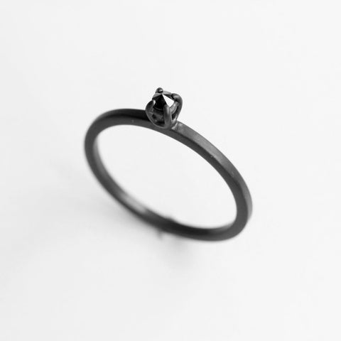 DIAMOND THORN RING