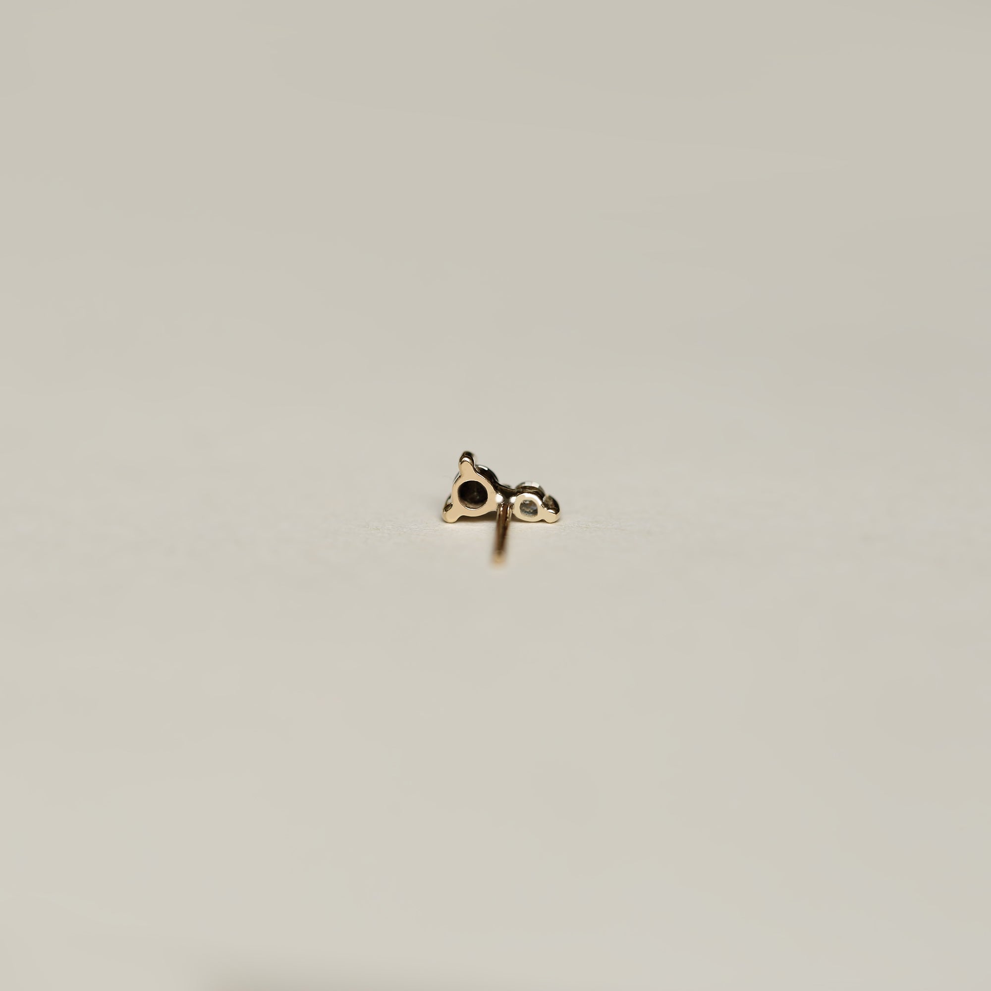 BLACK AND WHITE DIAMOND STUD - MIRTA jewelry