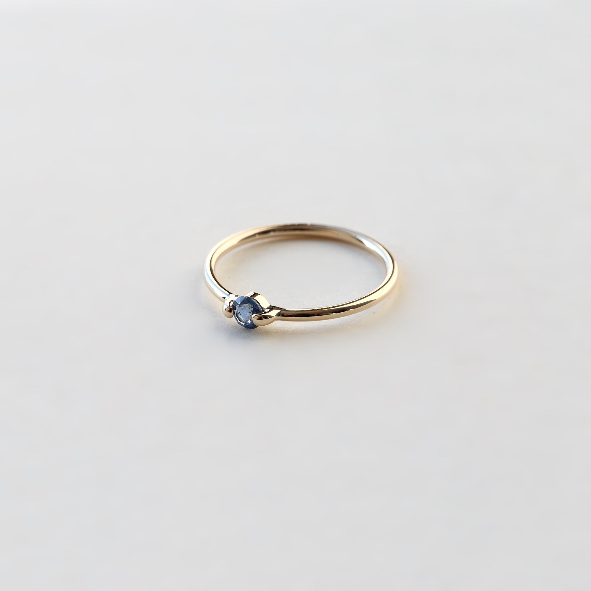 SAPPHIRE SOLITAIRE RING - MIRTA jewelry
