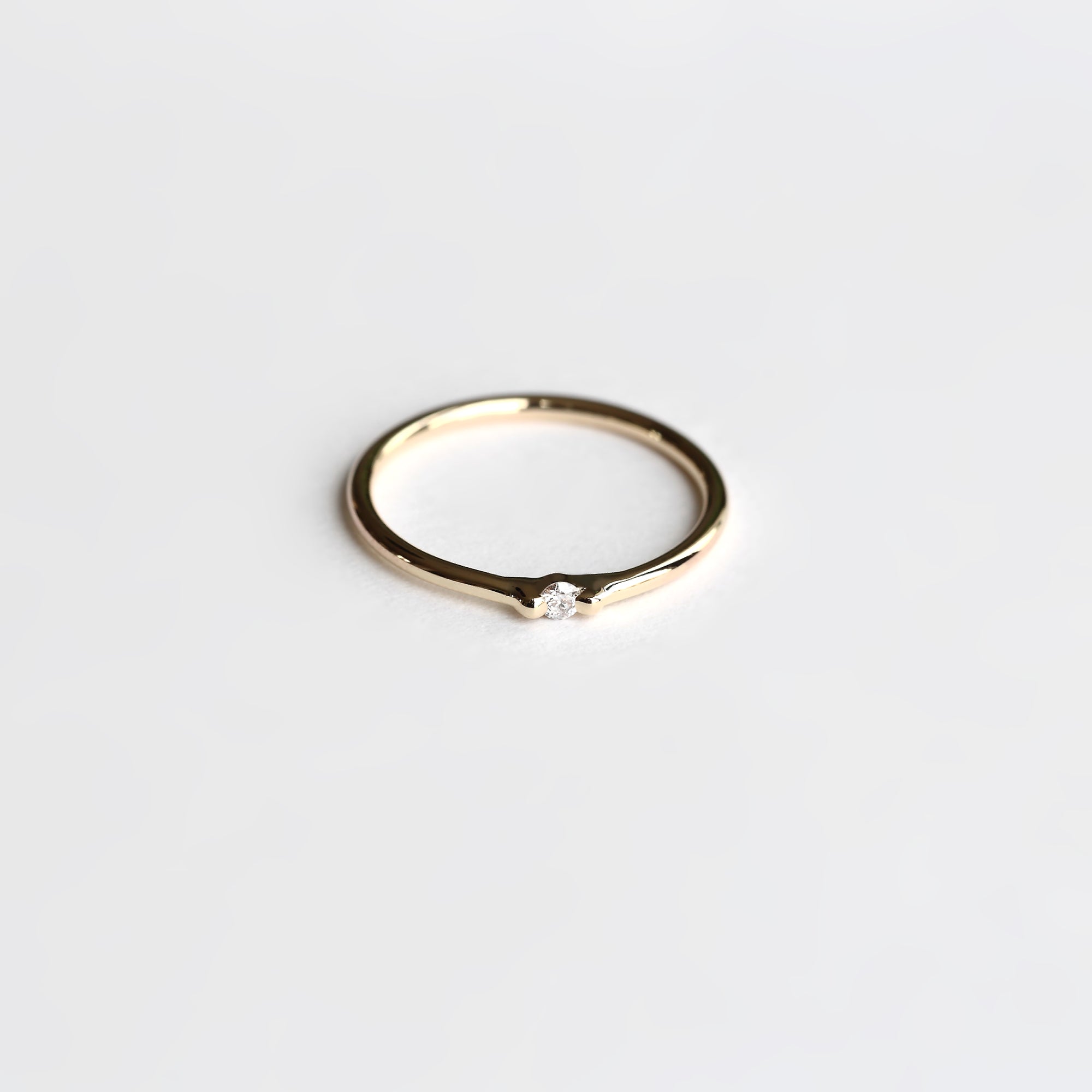 DIAMOND SOLITAIRE RING - MIRTA jewelry