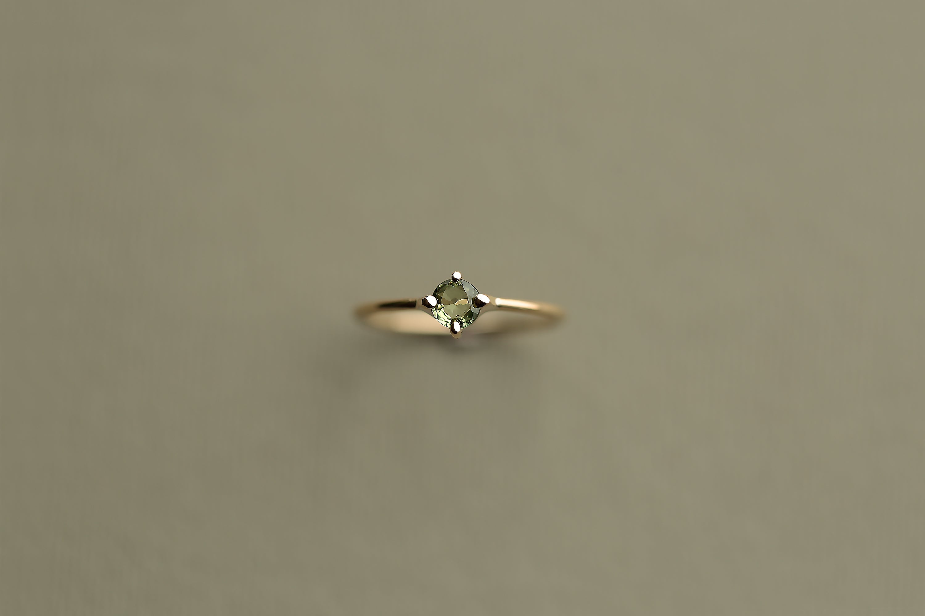 GREEN SAPPHIRE SOLITAIRE RING - MIRTA jewelry