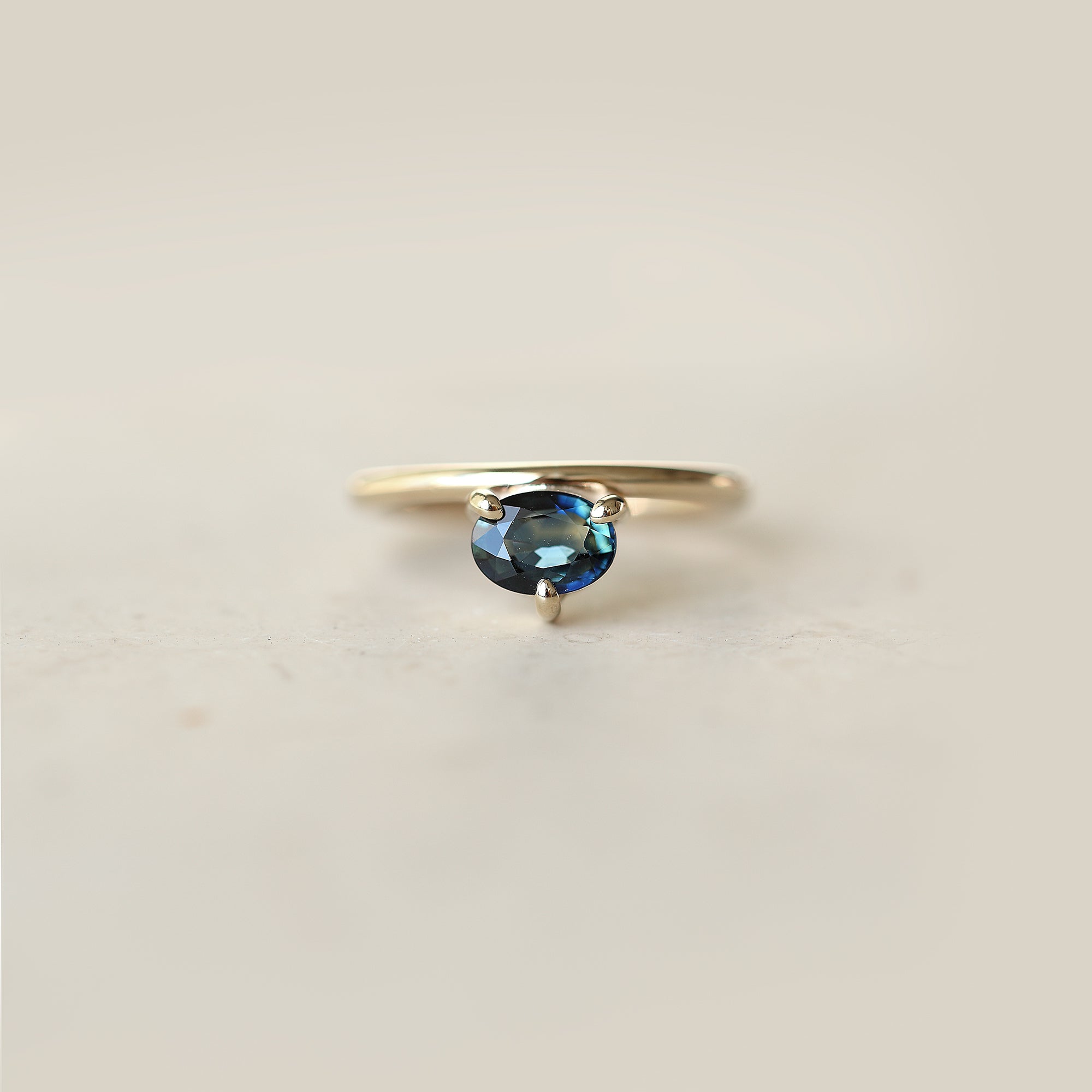 BICOLOR SAPPHIRE BOLD RING - MIRTA jewelry