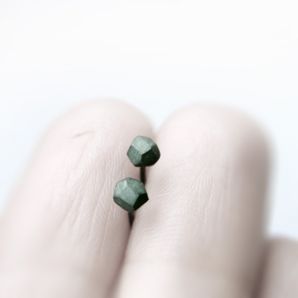 BLACK ROCKS EARRINGS - MIRTA jewelry