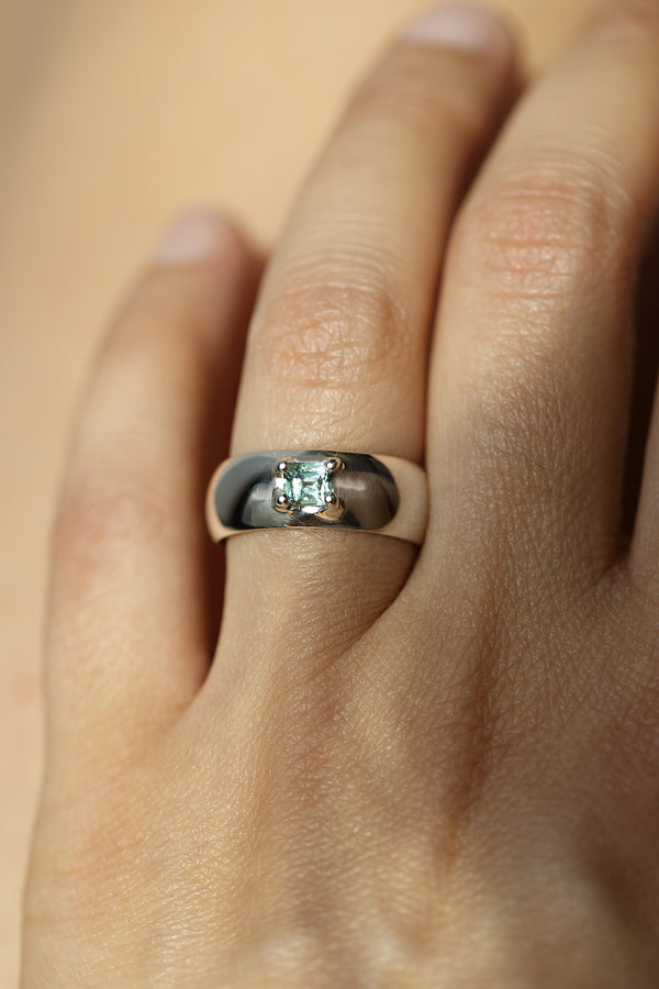 WIDE TOURMALINE RING