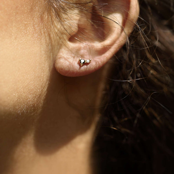 BLACK AND WHITE DIAMOND STUD - MIRTA jewelry