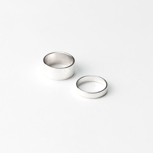ESSENTIAL SILVER FLAT BAND RING - MIRTA jewelry