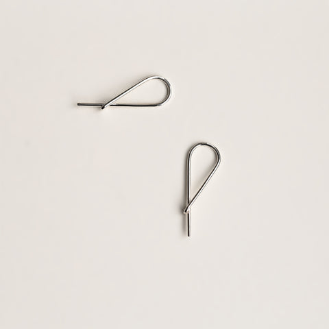 SMALL SAFETY PIN SILVER EARRING