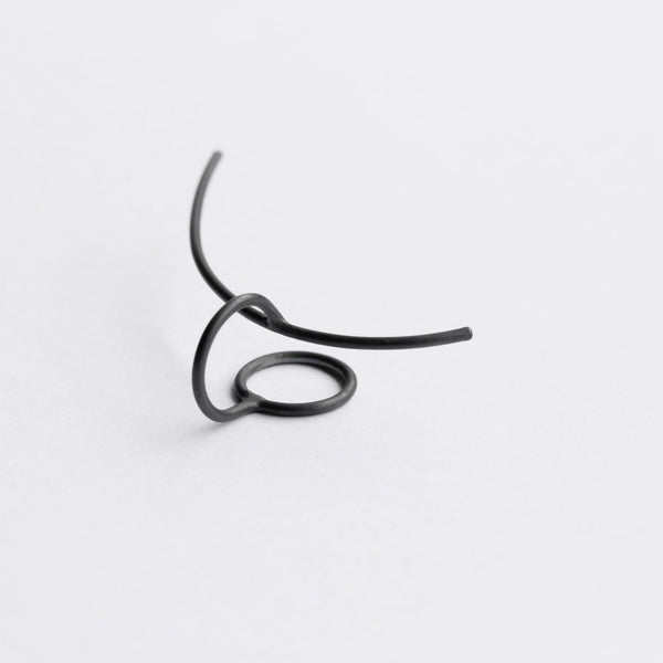 CIRCLE & LONG LINE OXIDIZED EAR CUFF - MIRTA jewelry